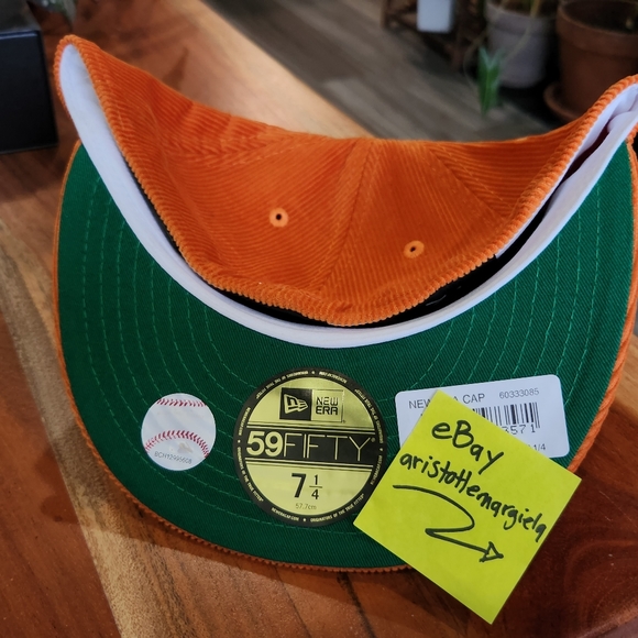 Houston Astros New Era Cooperstown Corduroy 59FIFTY Fitted Hat - Picture 2 of 10